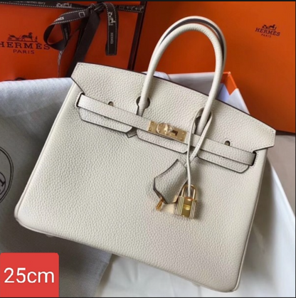 Hermès Kelly Sellier Handbag with Gold Hardware