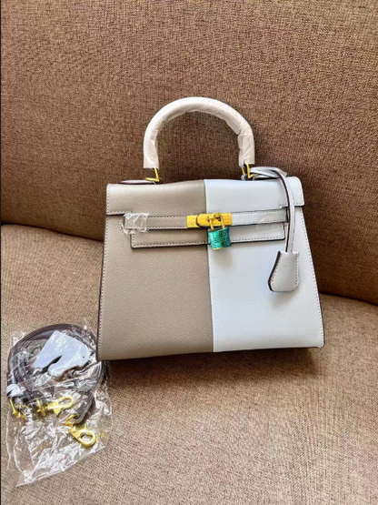 Hermès Kelly Sellier Handbag with Gold Hardware