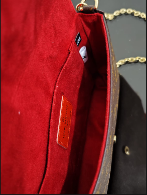 Louis Vuitton Félicie Pochette in Monogram Empreinte Leather