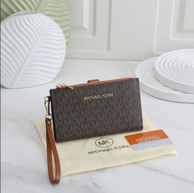 Michael Kors Jet Set Travel Double Zip Wristlet