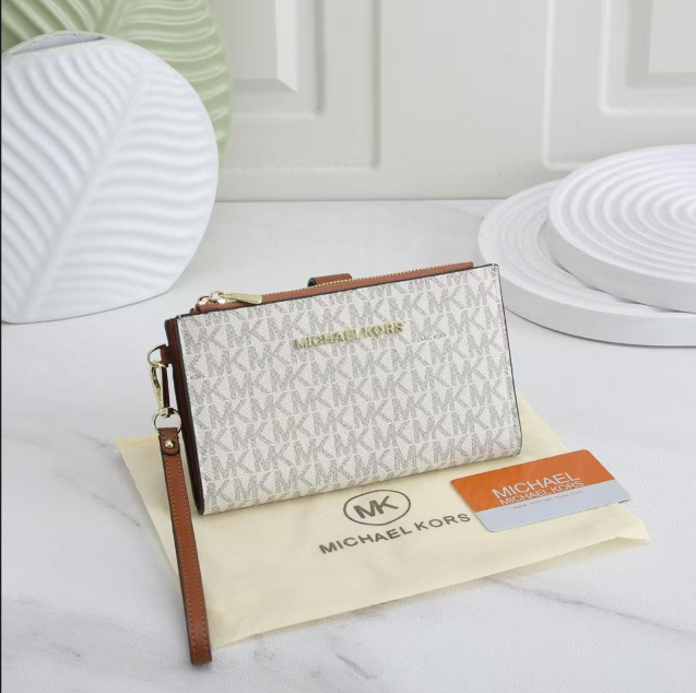 Michael Kors Jet Set Travel Double Zip Wristlet