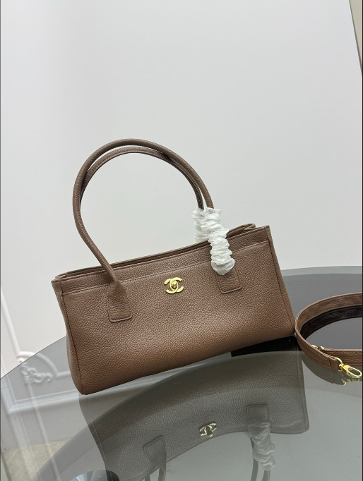Chanel Caviar Neo Executive East-West Tote Bag