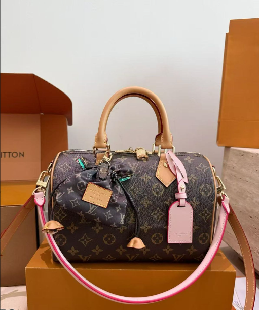 Vuitton Monogram Speedy Bandoulière