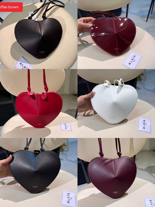 Heart-shaped Shoulder Bag