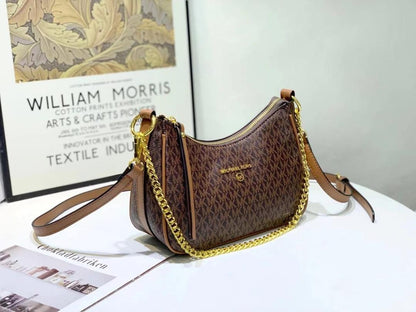 Michael Kors Jet Set Charm Shoulder Bag