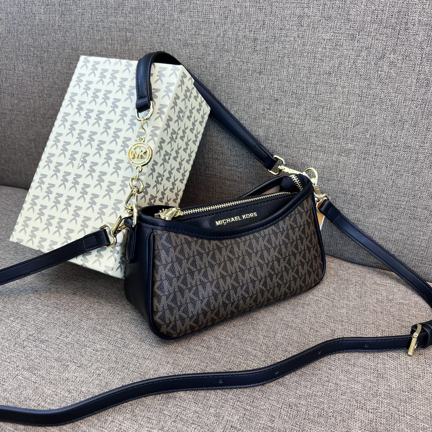 Michael Kors Jet Set Travel Medium Pouchette Crossbody Bag